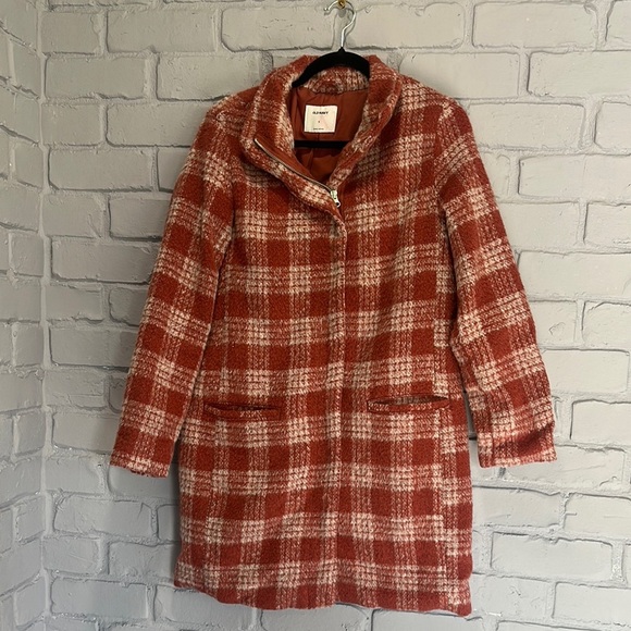 NWOT Old Navy Red and White Teddy Jacket Cozy Mid-Length size S - Picture 2 of 4